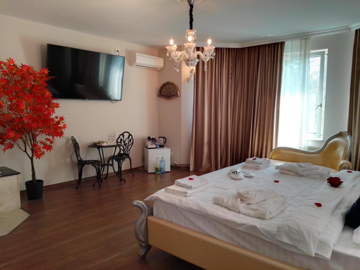 Casa Maria Roses Ξενοδοχείο Rîşnov Εξωτερικό φωτογραφία